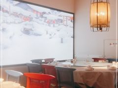 大堂-北院·果木烤鸭·25年东北菜(创意产业园店)
