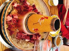 -毛辣果·贵州红酸汤牛肉火锅(西单店)