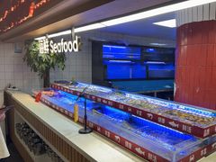 -四囍码头海鲜烧烤自助火锅(外滩南京东路悦荟广场店)