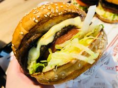 -The Habit Burger Grill 哈比特汉堡(复兴soho店)