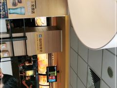 -麦当劳(卫星广场店)