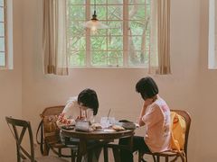 大堂-MAISON门前杂货店