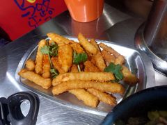 -马路牙子烧烤音乐酒馆(望京店)