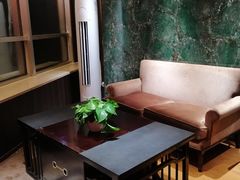 -新光酒家·方亮蟹宴·河豚(浦东店)