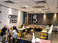 大堂-麦当劳(东大桥店)