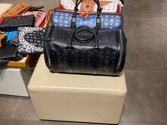 -MCM(比斯特上海购物村店)
