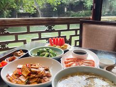 -通安客栈中餐厅·何家小馆
