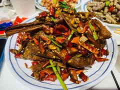 -曹掌柜小酒馆烧烤集团(宾川路店)