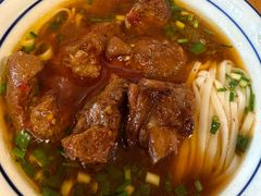 -矮子粉店1985·长沙米粉(湘春路店)