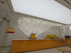 -麦当劳(徐汇漕溪北路百脑汇店)