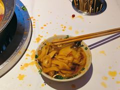 -钢管厂五区小郡肝串串香(奥克斯广场锦城万达店)