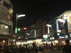 -六合夜市