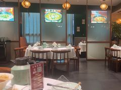 -江城小馆陕南妈妈菜·全球旅行餐厅(钟楼店)