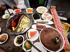 野山珍菌汤鸳鸯锅-刘一手重庆火锅(万达广场店)