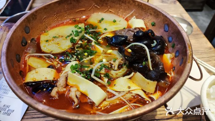 成都你六姐·牛肉冒菜(上海环宇荟店)图片