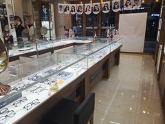 -明月眼镜(三坝店)