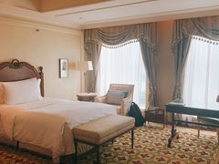 -广州富力丽思卡尔顿酒店