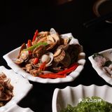 交子大道温馨小木屋海鲜Bistro，快乐团年地。