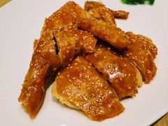 -香港百合居(LCM置汇旭辉广场店)