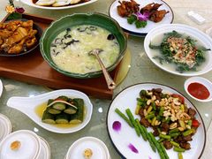 芦笋牛仔粒-轩记海鲜餐厅·四十五年老字号·经典粤菜(西区彩虹店)