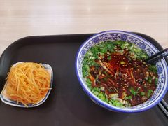 -蒌兰兰州牛肉面(龙湖上城店)