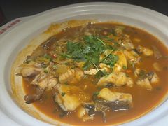 -魏铭鱼头捞饭(晋阳路店)