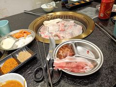 -烤路里·韩国品质自助烤肉(石路天虹4号店)