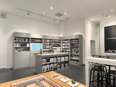 -Apple授权专营店(宝山万达店)
