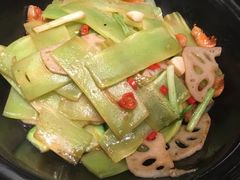 -巴陵全鱼席(湖南老字号汴河街店 )