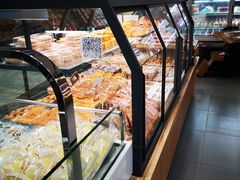 面包甜点陈列柜-仟吉(乐天城店)