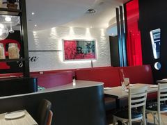 大堂-必胜客(济微路店)