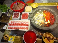 -宽板凳老灶火锅(台湾街店)