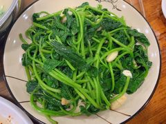 蒜蓉番薯叶-牛恒濑粉