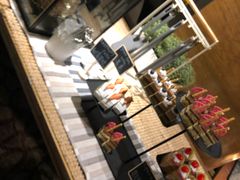 -东华假日酒店自助餐