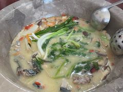 -姚记抚仙湖石锅鱼庄