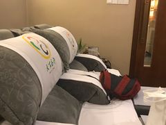 -鸿泰龙·天下易行·足道·SPA(来福士店)