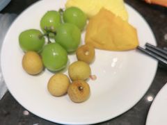 -川骄海鲜自助(王府井奥莱UP TOWN店原世界之花店)