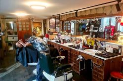 -Libertines barbershop 浪子理发店