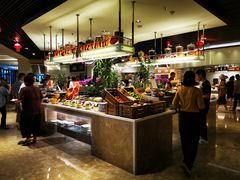 -三亚湾海居铂尔曼度假酒店