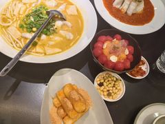-麻六记(凤凰汇店)