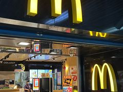 -麦当劳(中山公园龙之梦店)