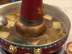 -毛辣果·贵州红酸汤牛肉火锅(西单店)