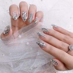 -七彩虹美甲美睫 半永久