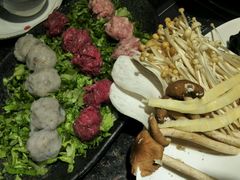 -小天鹅火锅·一线江景洪鼎旗舰店(洪崖洞店)