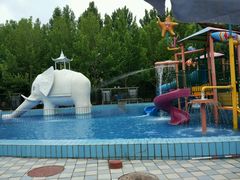 -青年湖公园水上世界