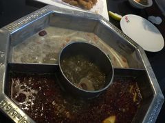 -重庆德庄火锅(体育中心店)