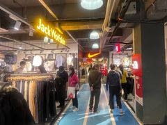 -法雅体育工厂店(皂君庙路店)