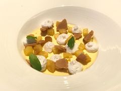 罗勒布丁-AZUR聚(香格里拉饭店)