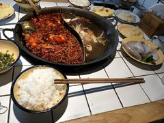 -瓜西西重庆火锅(花溪店)
