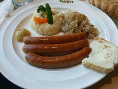 -LENBACH兰巴赫西餐啤酒坊(大连东港店)